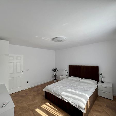 Ancodirect Apartments Radauti Exterior foto